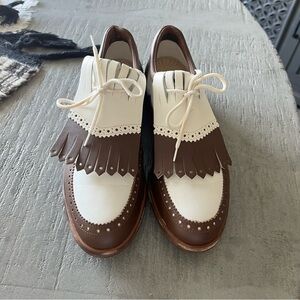 Walter Genuin Women’s Golf Shoes. Excellent Condition. Size 7.5.